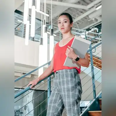 高荻芷